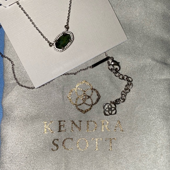 Authentic Kendra Scott Necklace - Picture 5 of 6